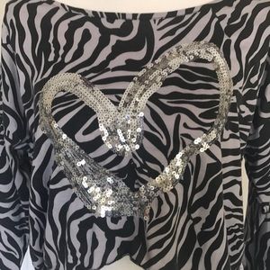 Yom Yom Tops - EMBELLISHED CROP TOP Yom Yom Tops - EMBELLISHED CROP TOP